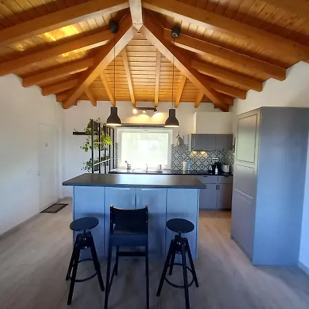 Carlos - Penthouse - Belch1952 Λάγος