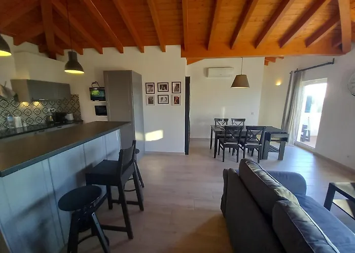 Carlos - Penthouse - Belch1952 ラゴス