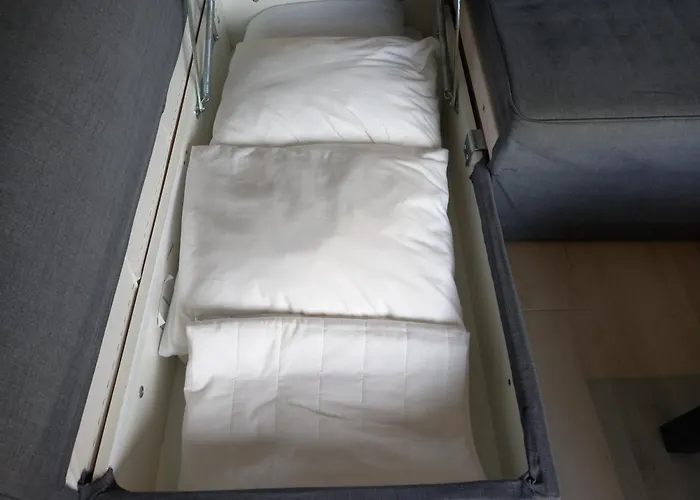 Carlos - Penthouse - Belch1952 ラゴス